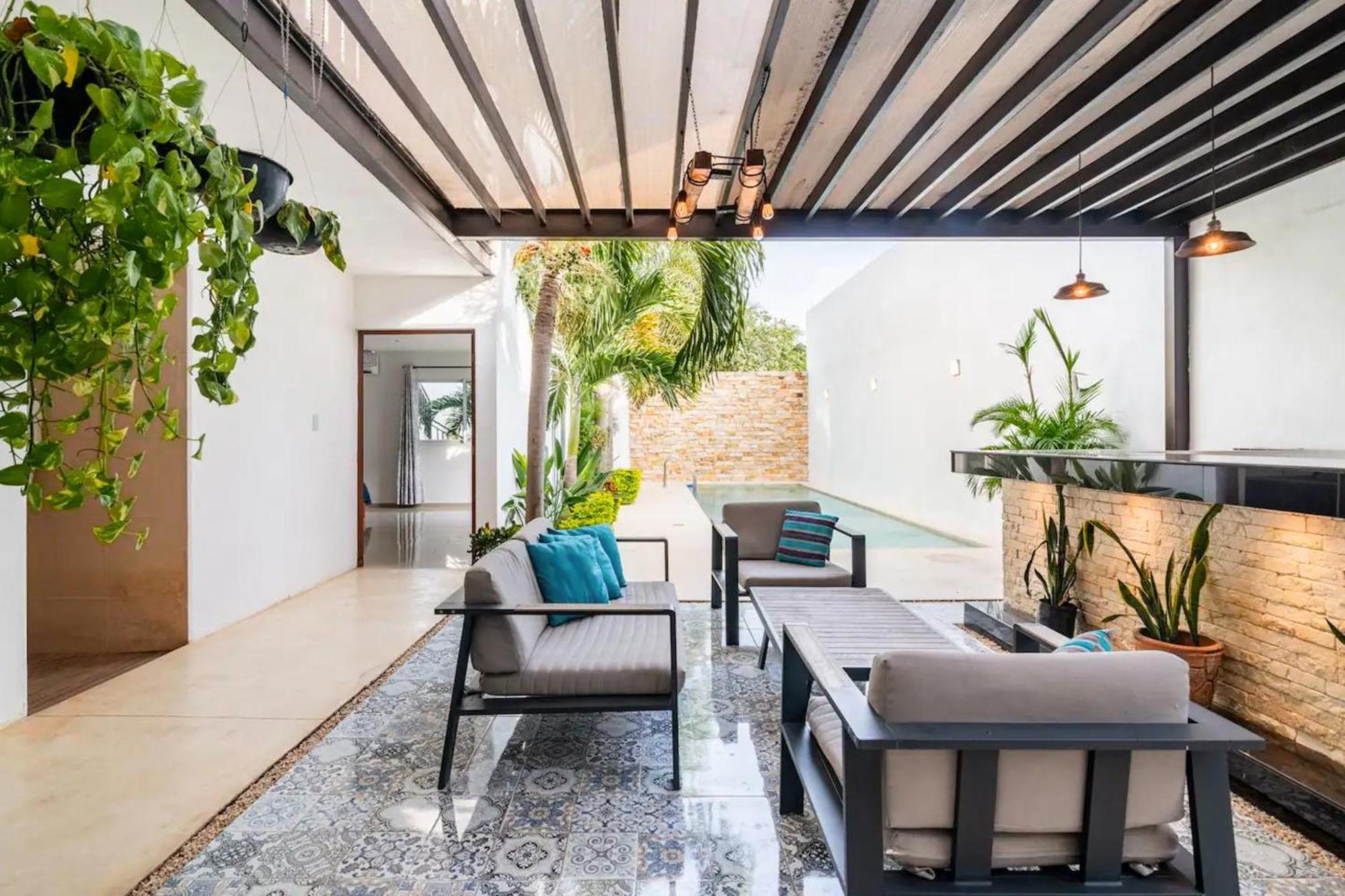 Villa Moderna Con Alberca, Gimnasio Y Cochera Mérida Eksteriør bilde